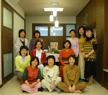 59 Taiwan.jpg - Taiwan: Ladies attended five blissful residentail courses in 2009.